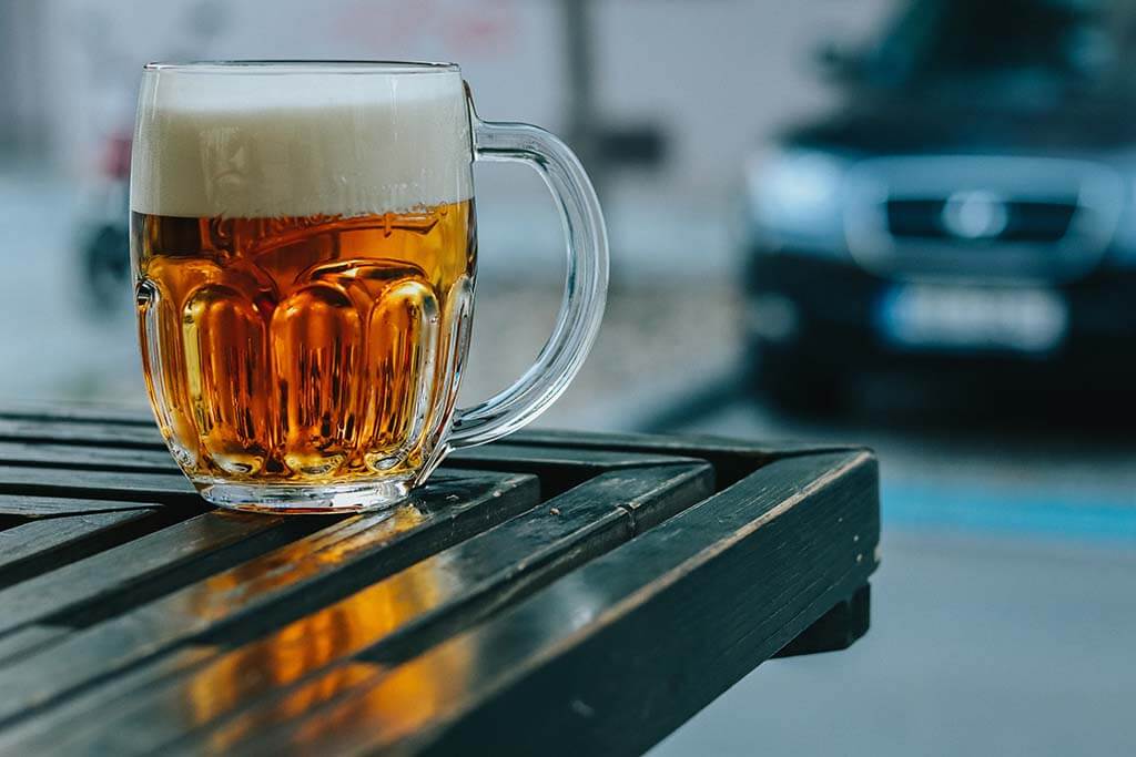 A cup of beer, should you mix shrooms and alcohol?